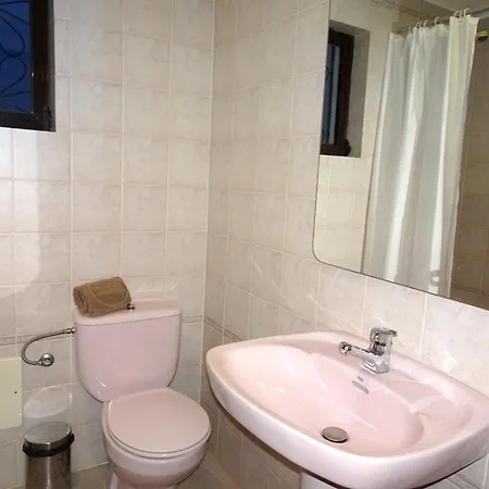 El Gharbe - Private Pool - 10 Guests - Villa *